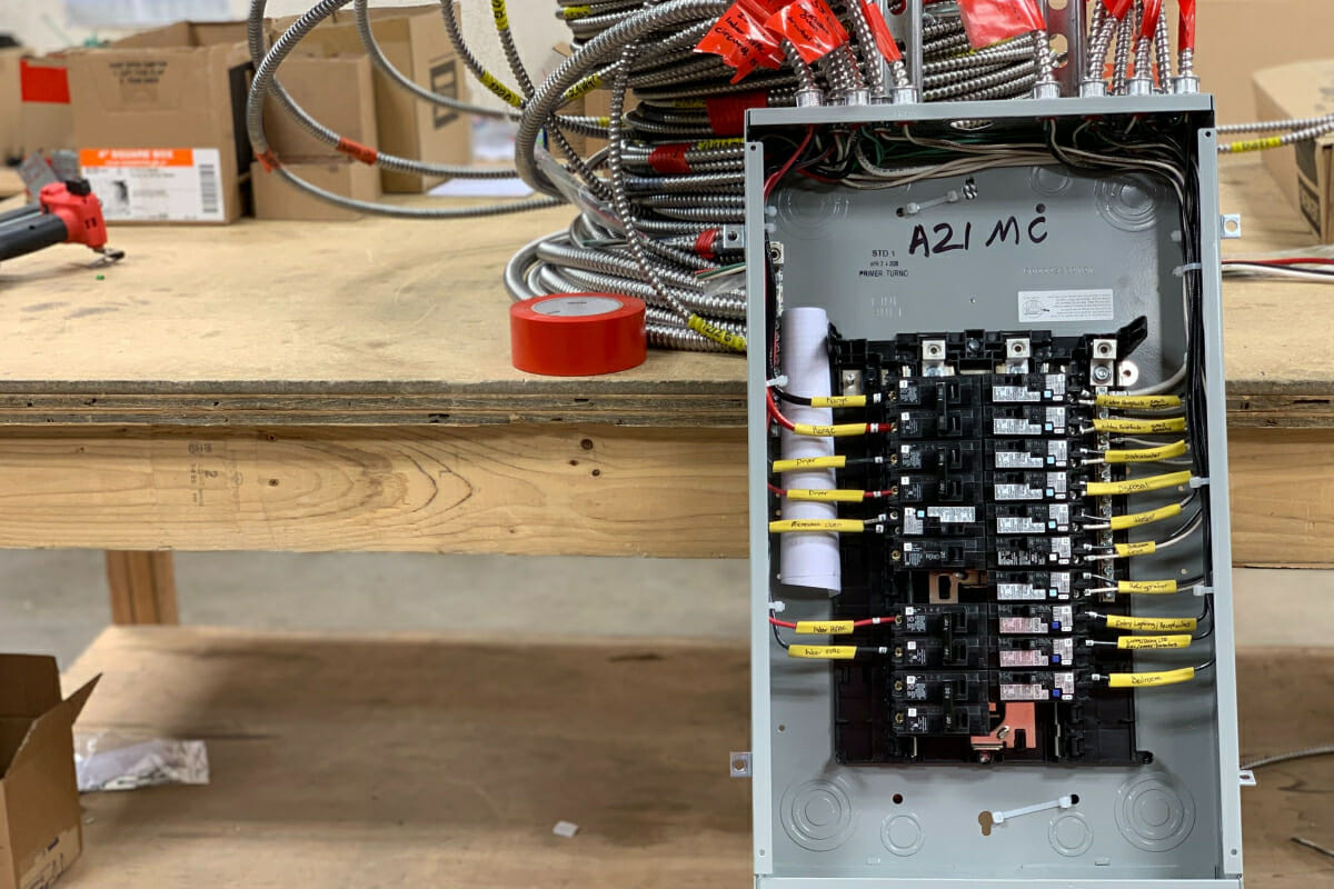 What Size Wire For 40 amps Breaker? Bates Electric
